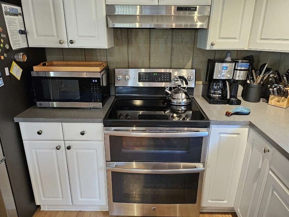 Kitchen area #1