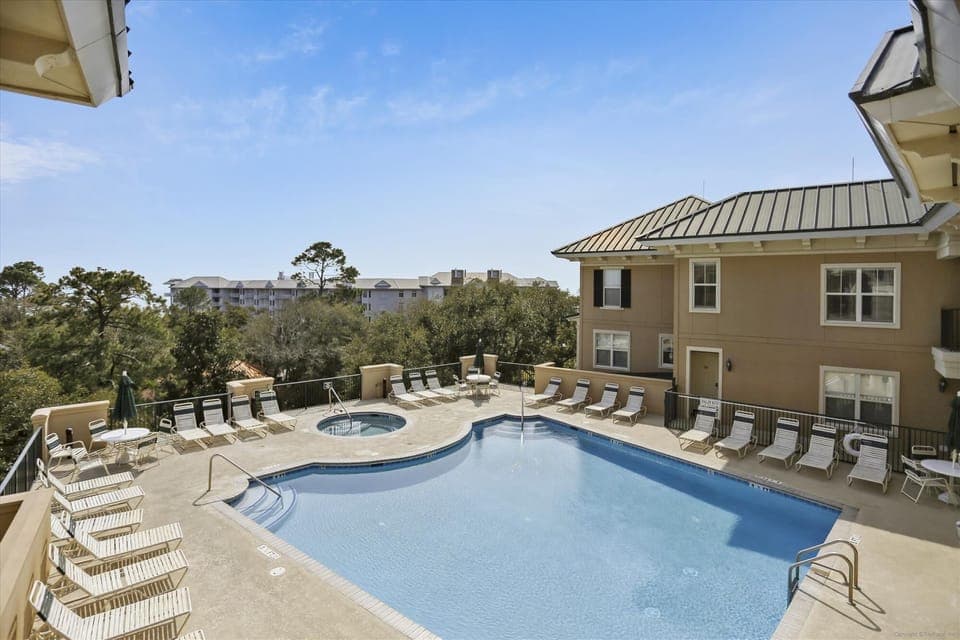 Rooftop Pool