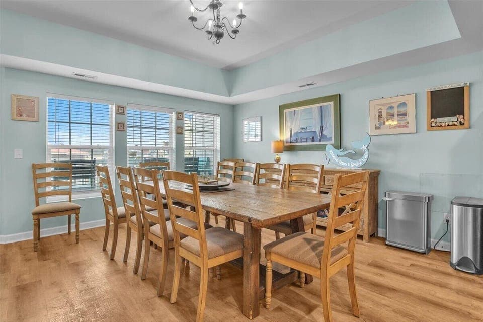 Dining area with balcony view