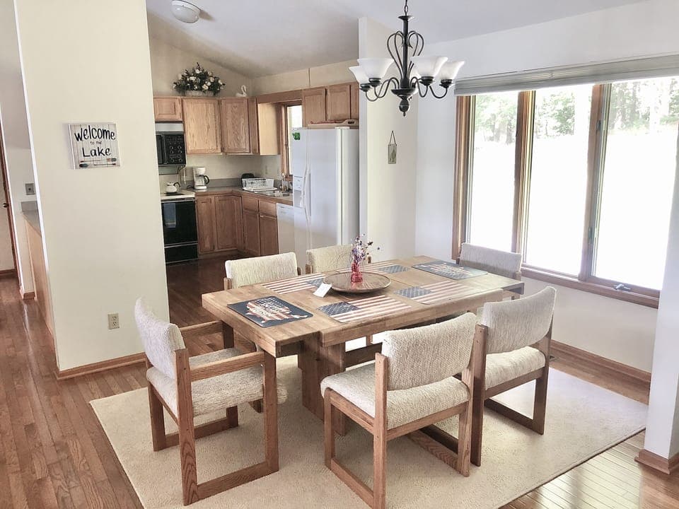 Upstairs dining area
