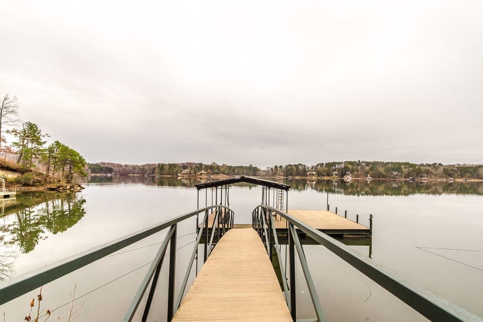 Dock