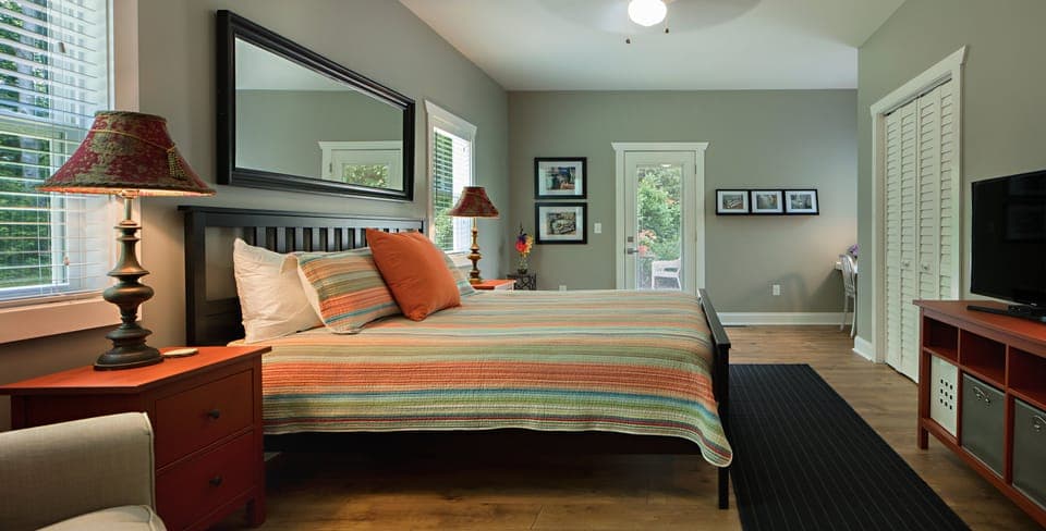 Down stairs bed room #2
King Bed with private patio