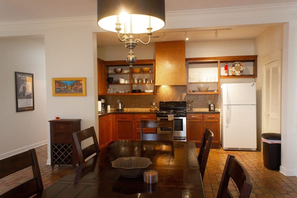 Kitchen Adjoins DR