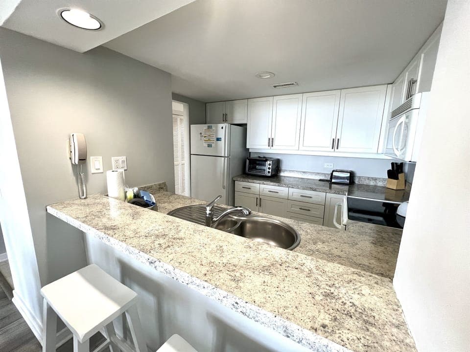Remodeled Kitchen - Fully Stocked