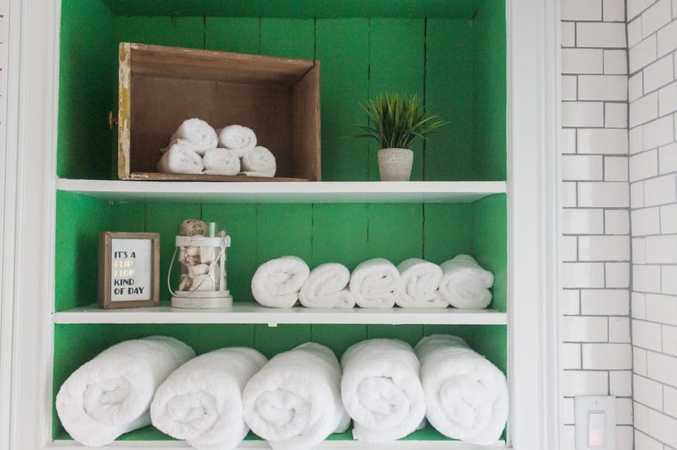 Bathroom amenities