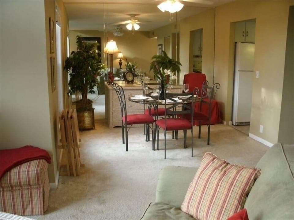 Luxurious spacious interior allows you to spread out and kick it back...