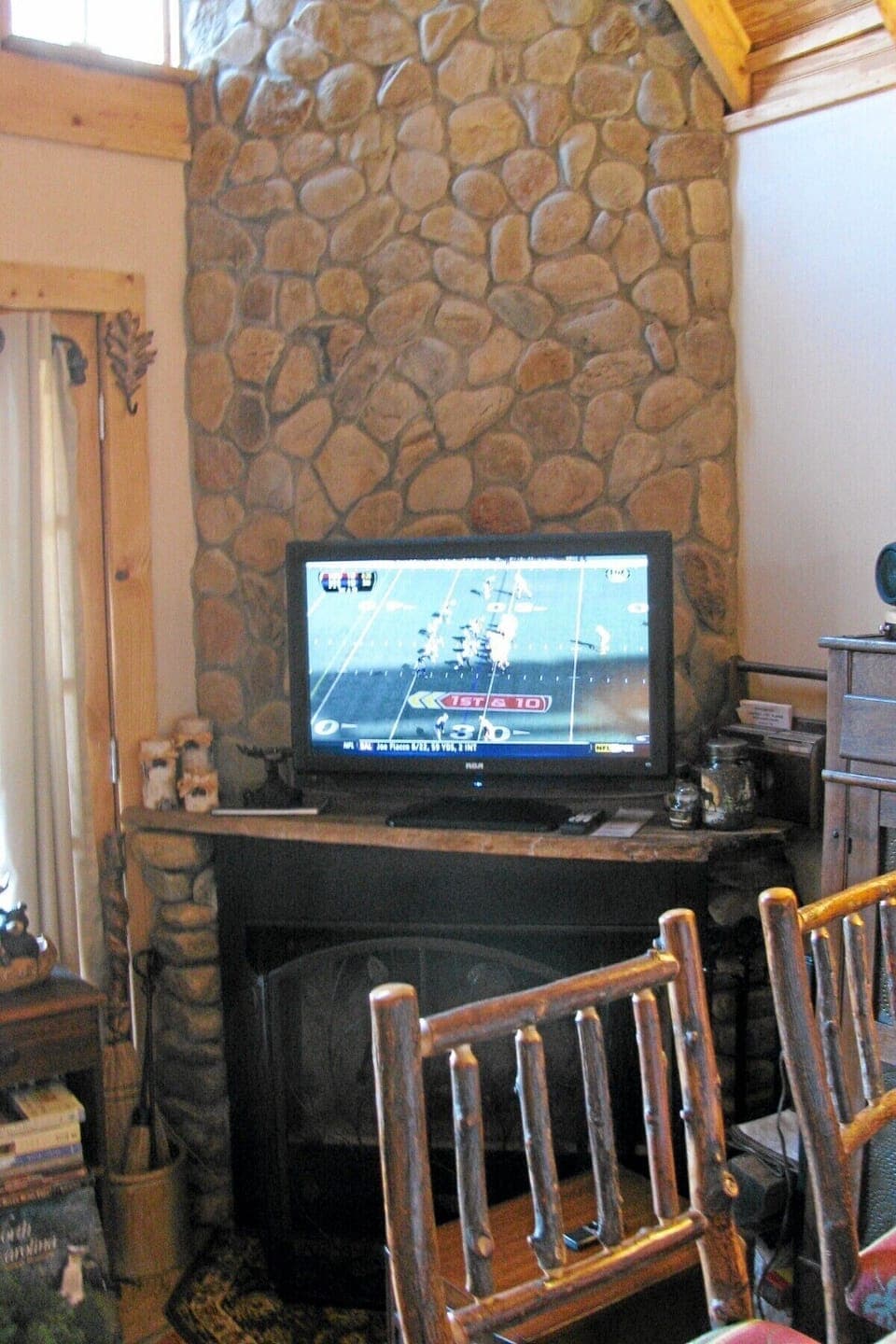 Fireplace and Tele