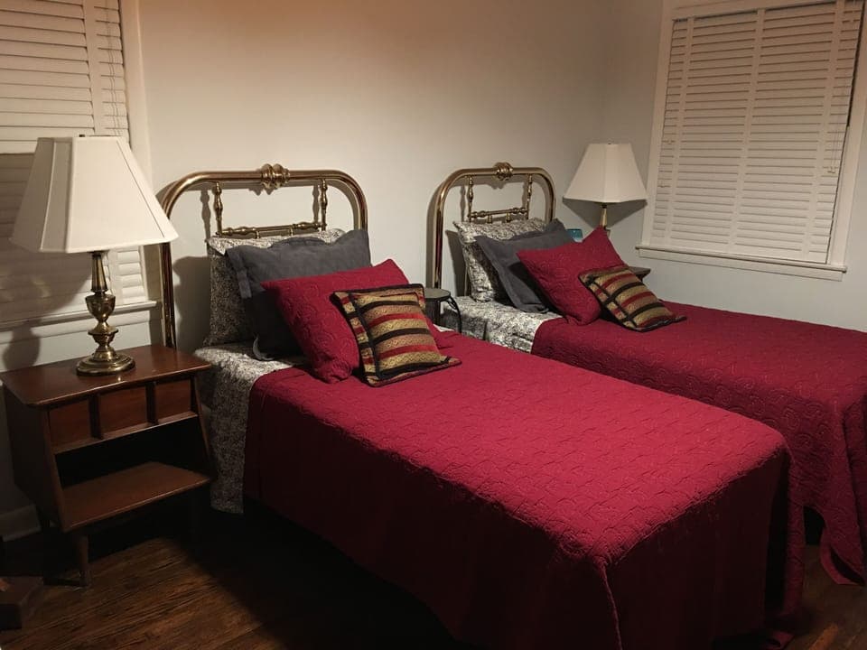 Alternative twin beds available on request