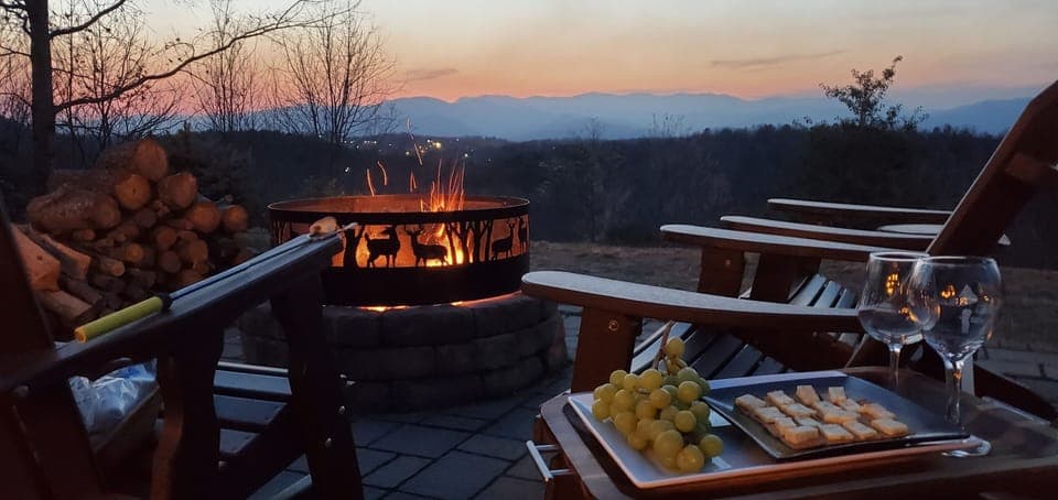 Spend the evening making smores or enjoying wine with a platter under the stars 