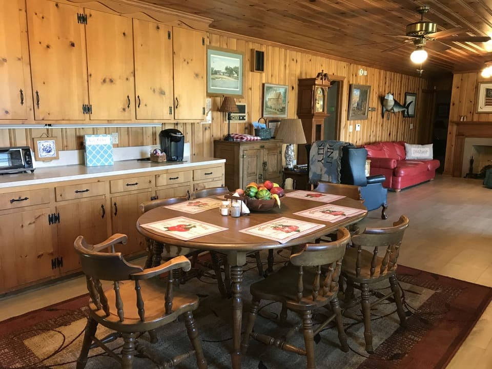 Cozy kitchen!