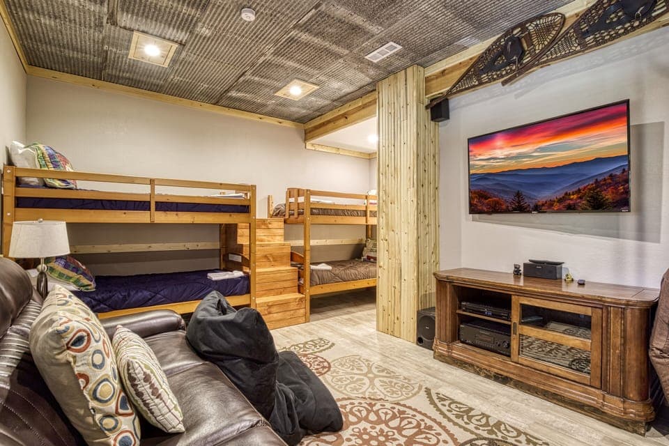 Pet Friendly Cabin in the Smoky Mountains - Serenity Ridge - Lower level bonus room with 55-inch TV