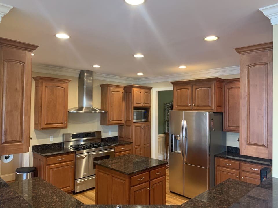 Gourmet kitchen in Clemson lake rental, perfect for football tailgating.