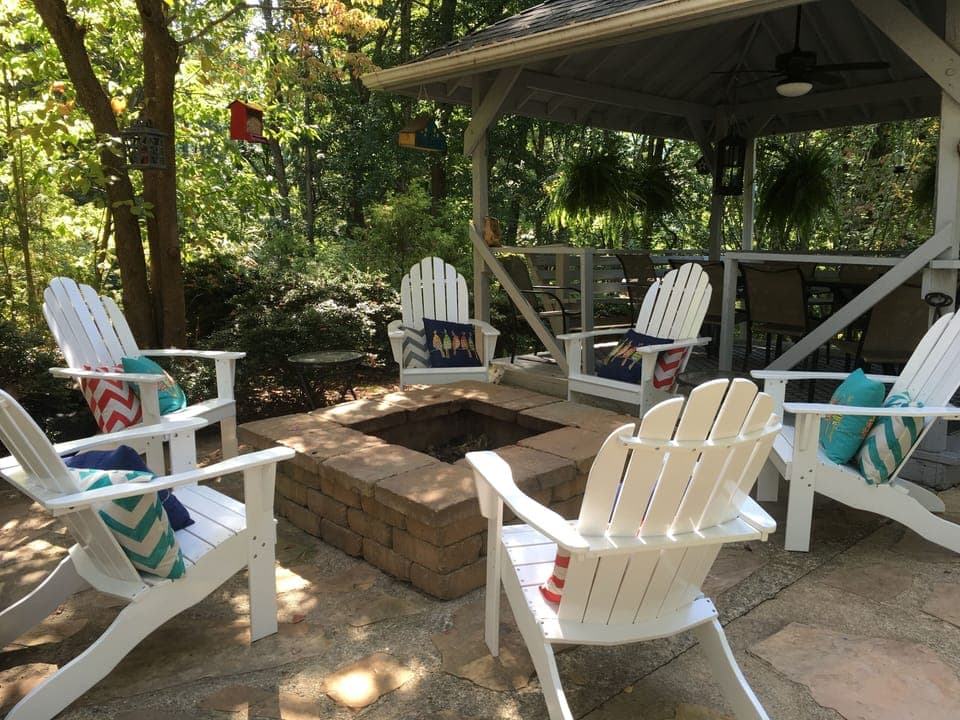 Outdoor firepit with 8 Adirondack chairs