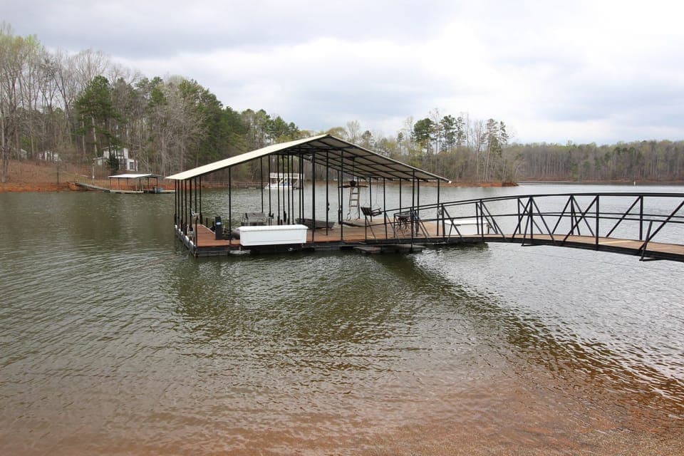 Dock