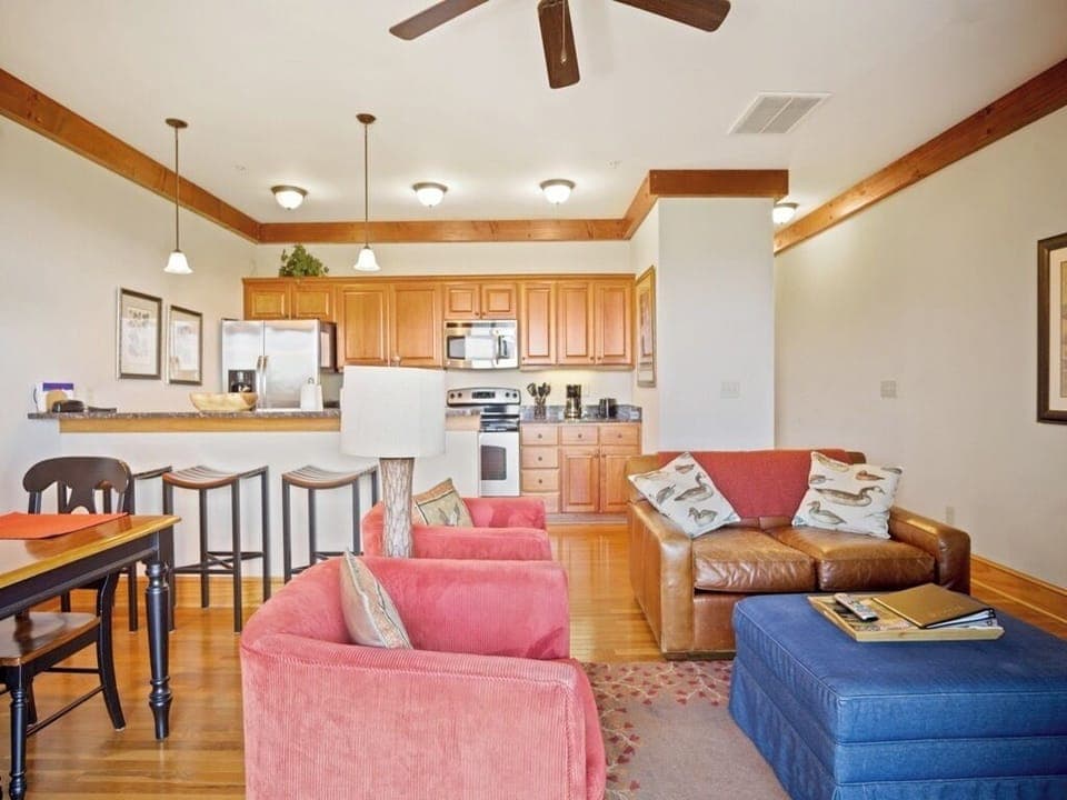 Open Floor Plan--- Kitchen/Dining/Living Room
