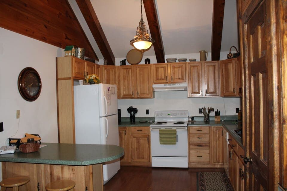 Fully Furnished Kitchen - pots & pans, dishes, utensils. Everything you need. 