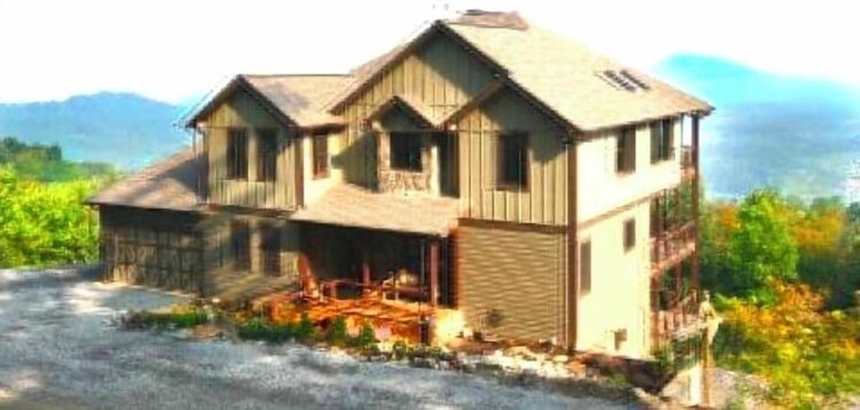 Original view of home in 2007!