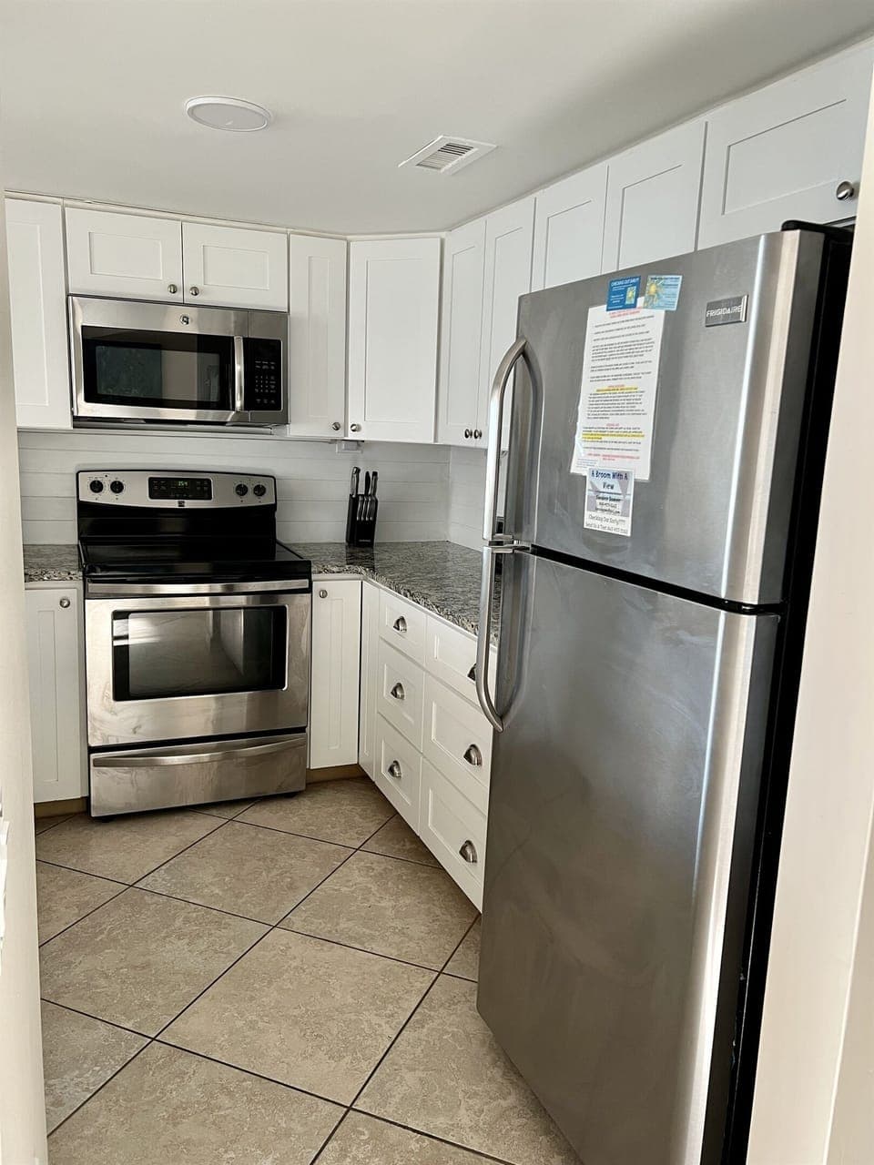 Galley Kitchen w/New Cabinets & Granite Countertops