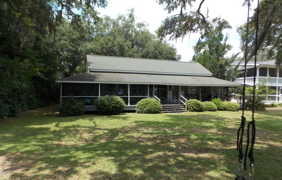 Creekhouse facade---Marshmere