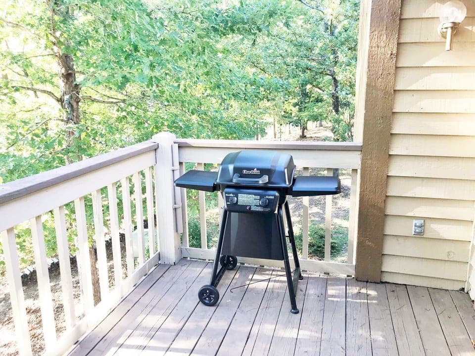 Outdoor Deck with Gas Grill