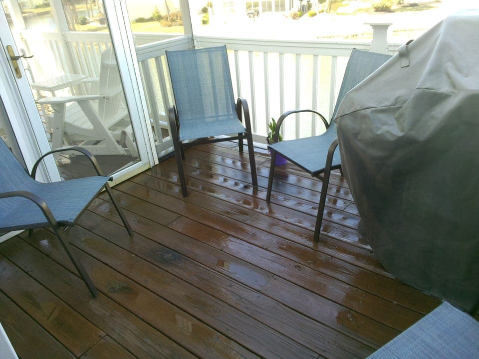 Upstairs Back Porch
