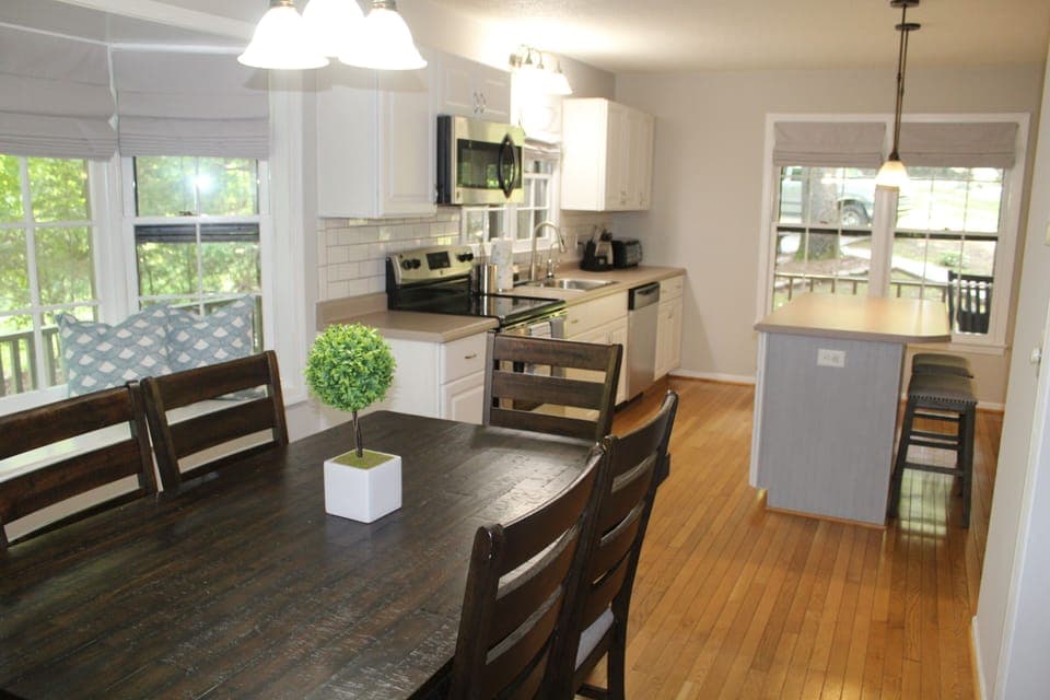Dining Room/Kitchen