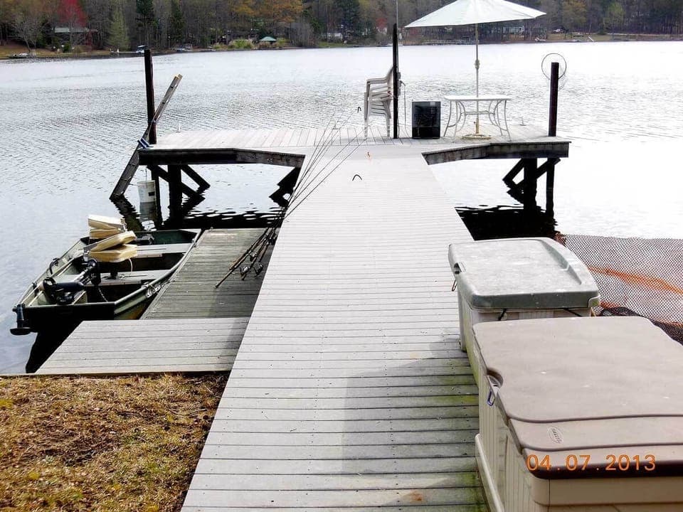 Dock