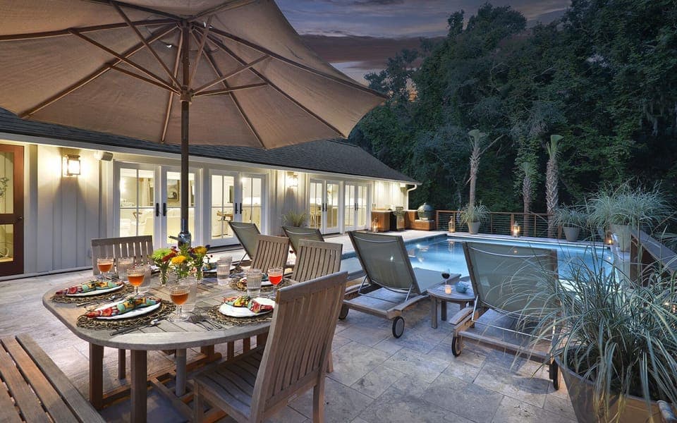 Dining on the Pool Deck 
