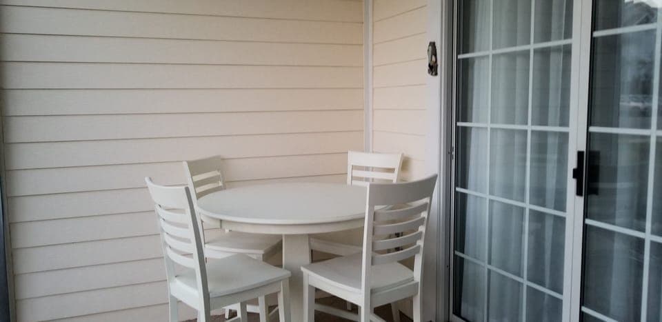 Enjoy dinner or lunch in the screened porch.  