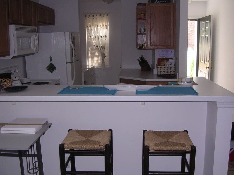 Breakfast bar