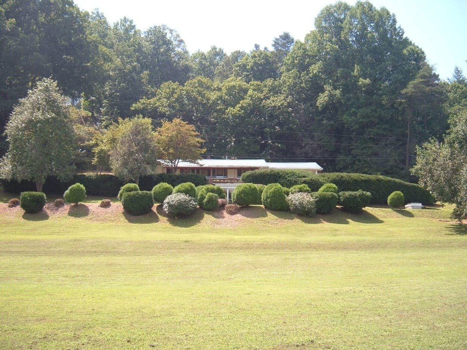 Richard's Place
