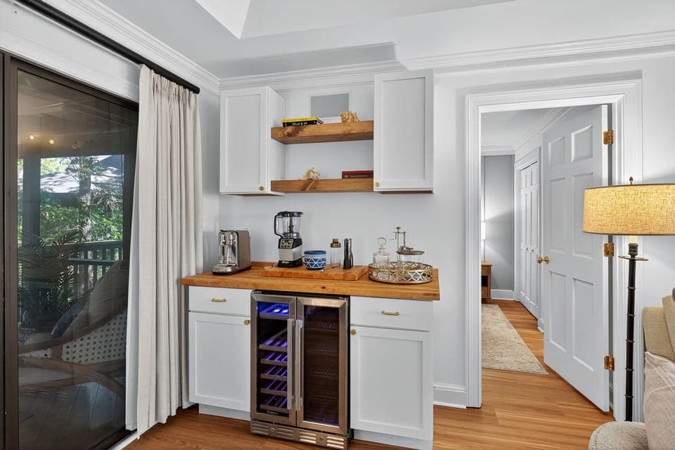 Wet Bar