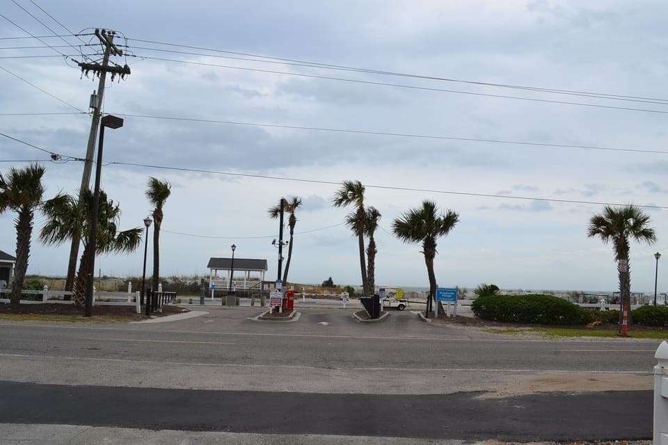 Access to beach