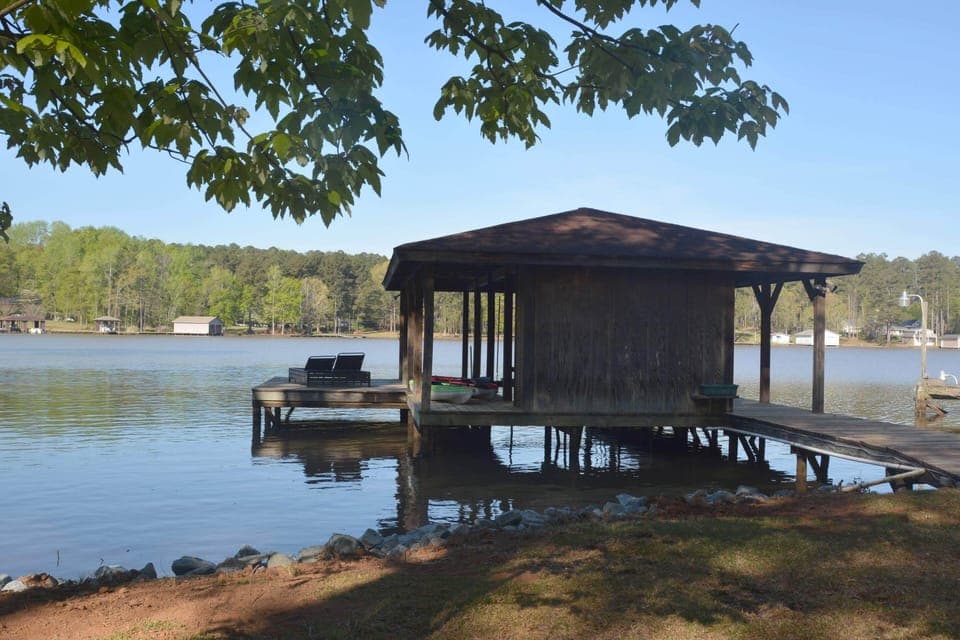 Convenient boathouse for your boat. 2 Kayaks and lifevests available. 