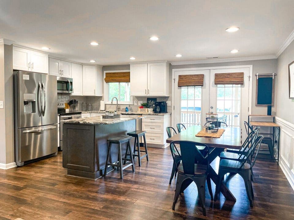 Open Concept Kitchen and Living Area Makes Entertaining a Breeze.