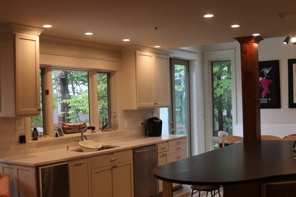 Ice Maker, Kitchen 2nd Sink and 2nd Dishwasher