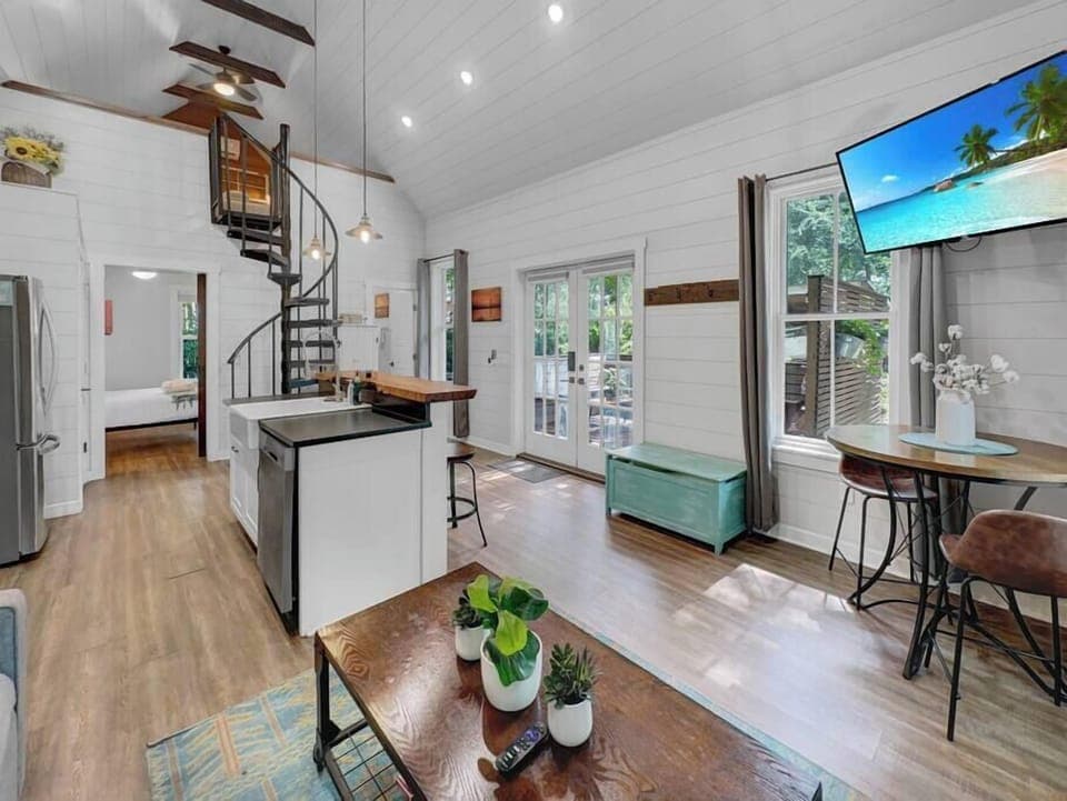 Living area and Full kitchen. 