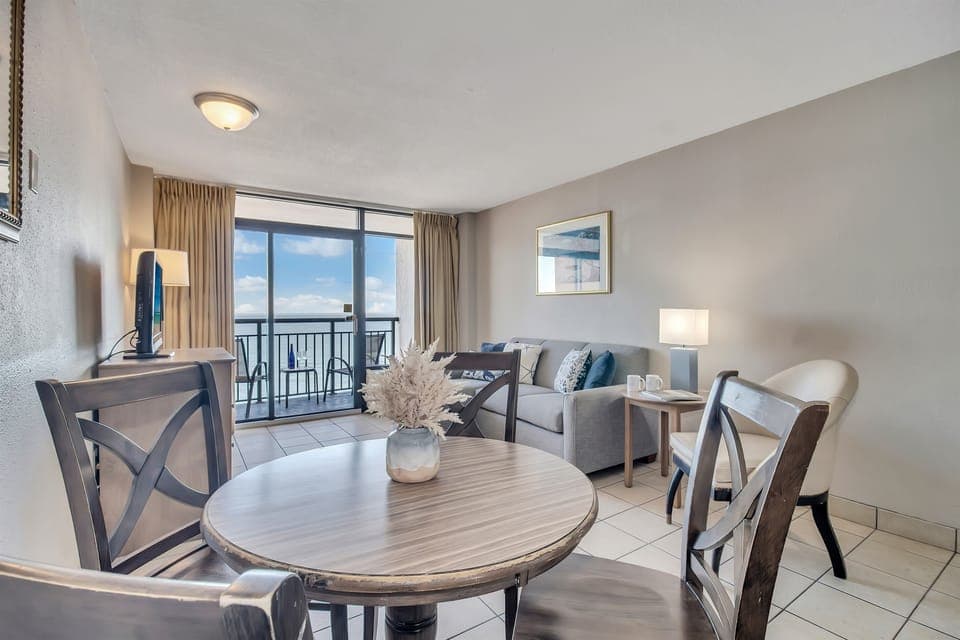 Let the sunshine enter your space and feel the coastal paradise vibe