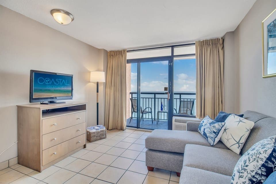 Let the sunshine enter your space and feel the coastal paradise vibe