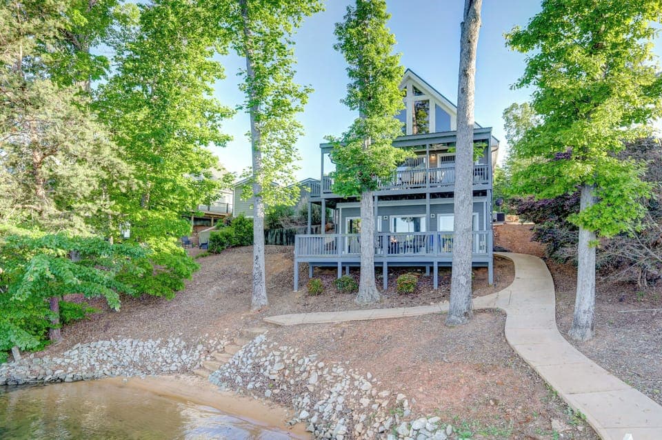 Lakefront home 30 feet from the shores of Lake Keowee!! Private dock and beach!