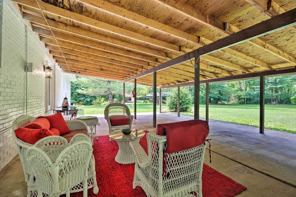 Elizabethton Vacation Rental | 4BR | 3BA | 2,000 Sq Ft | Step-Free Access