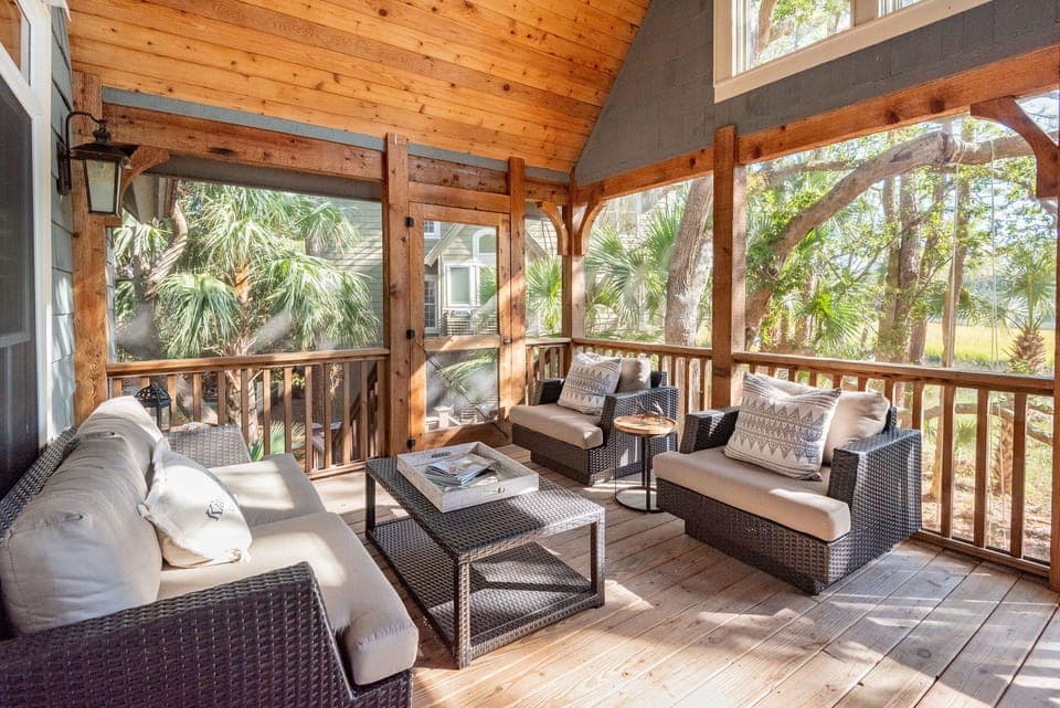 Screened in Porch