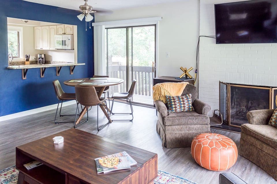 Living/Dining Room