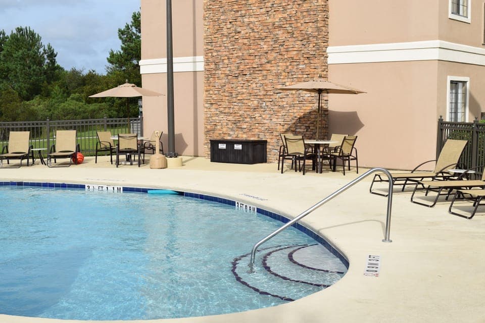 Have fun splashing around!