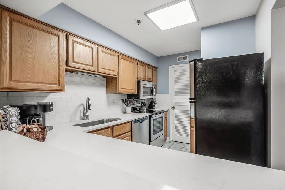 We loved staying in your unit! The extra things you did - like all the extra toiletries available, plus shampoo and conditioner made our stay even better!
