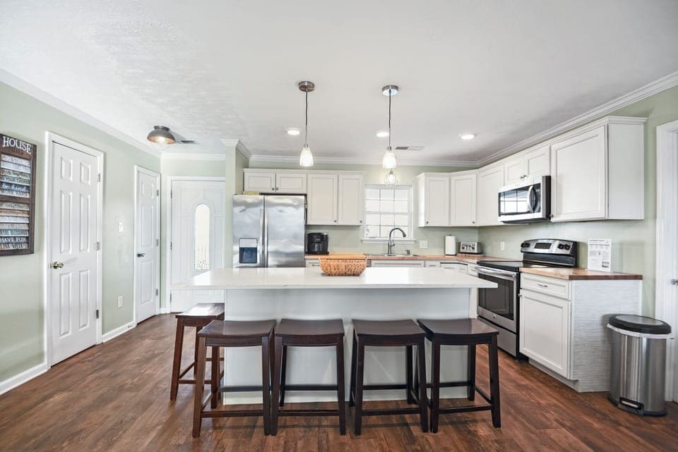 Main Floor Kitchen