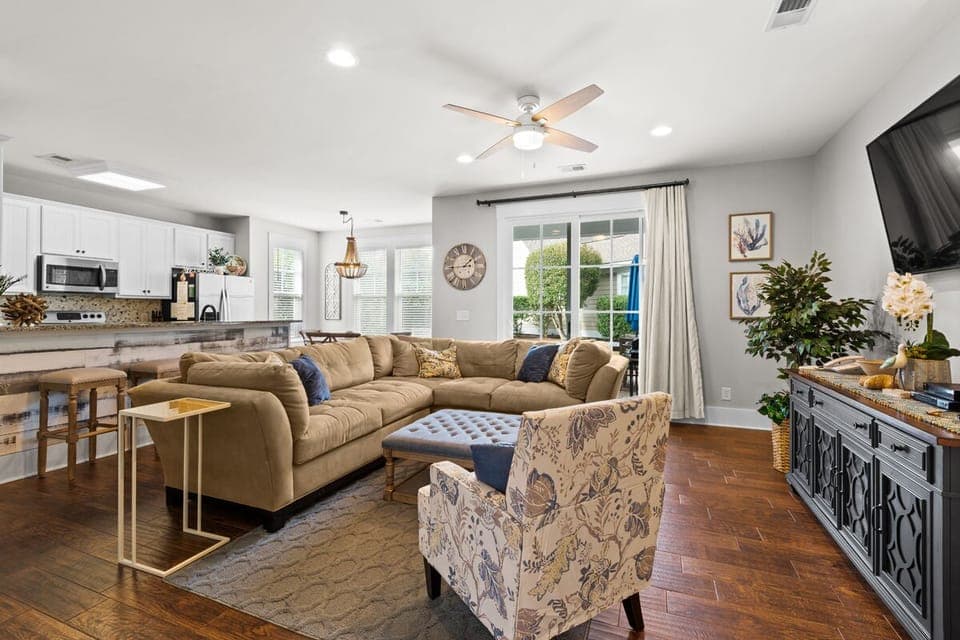 Decorated to make you feel at home. 