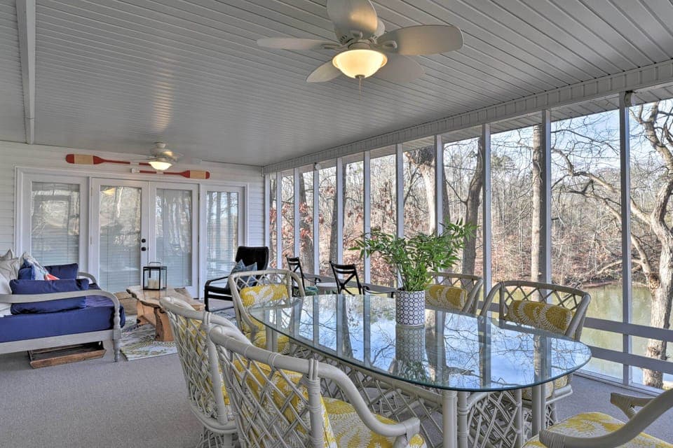Lavonia Vacation Rental | 5BR | 4BA | 3,500 Sq Ft | Step-Free Access