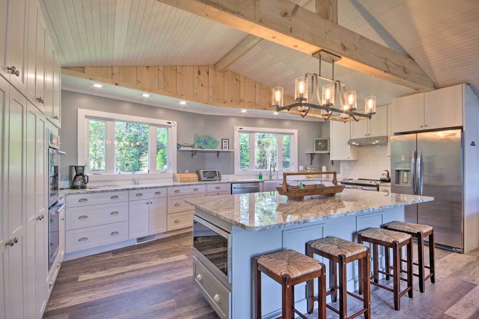 Kitchen | Fully Equipped