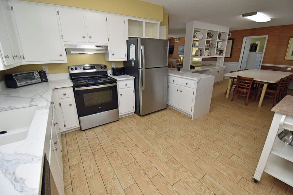Down Kitchen